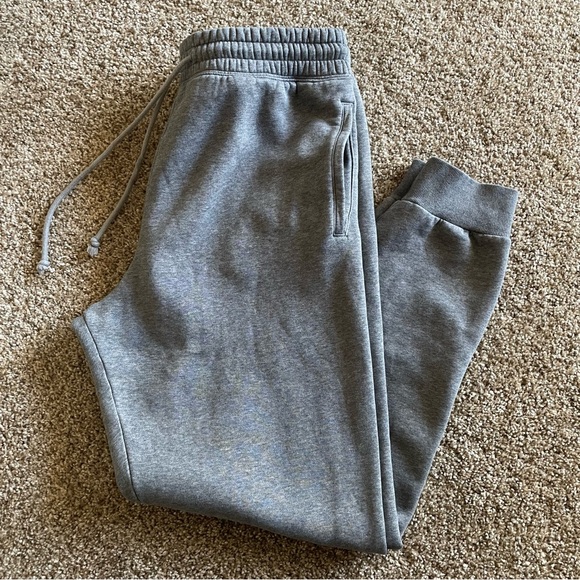 SKIMS Lounge Fleece Tapered Joggers Men’s Medium Heather Gray Sweat Pants - Picture 1 of 12
